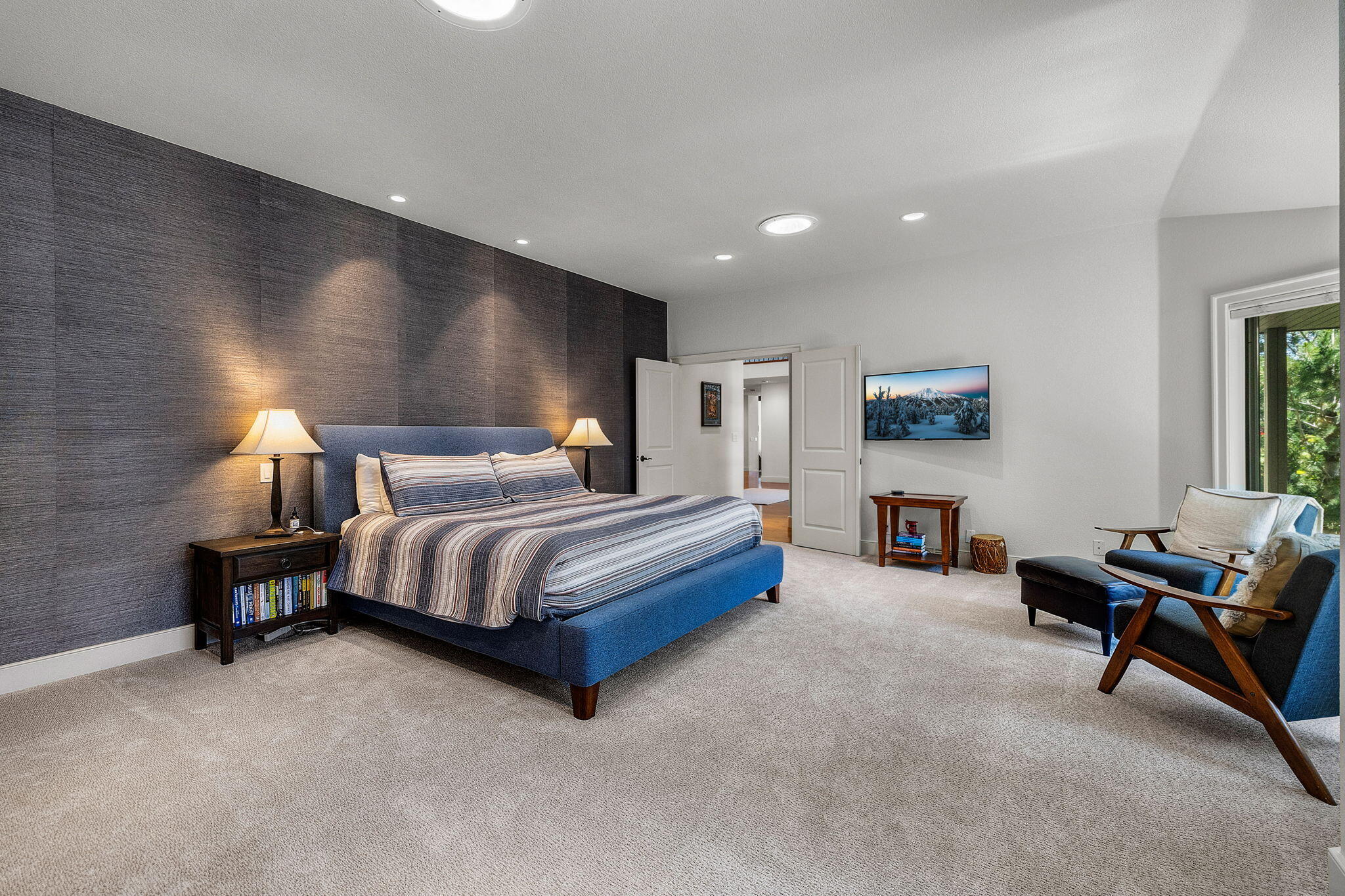 Broken Top - Residential