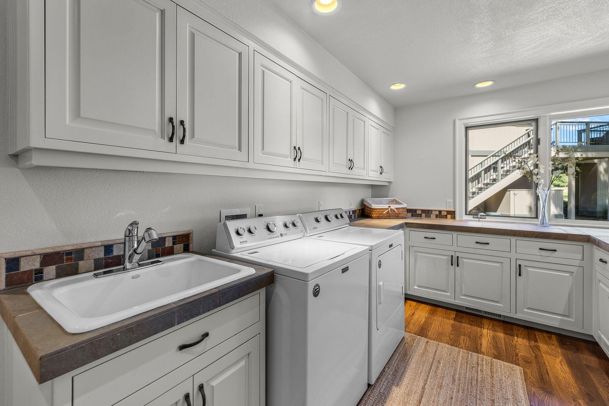 Broken Top - Residential