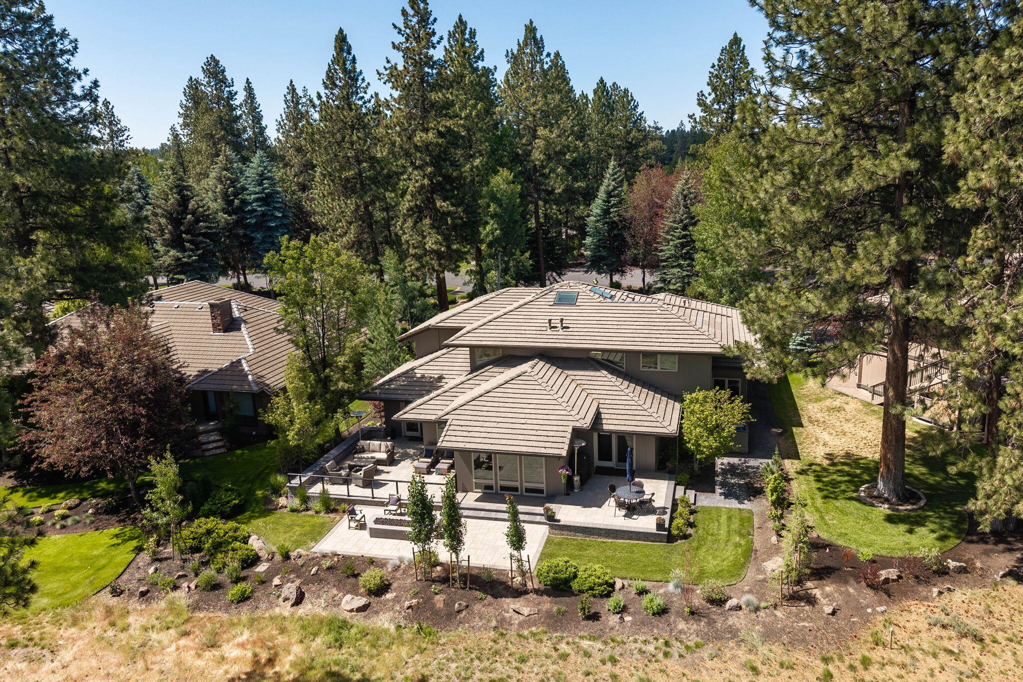 Broken Top - Residential