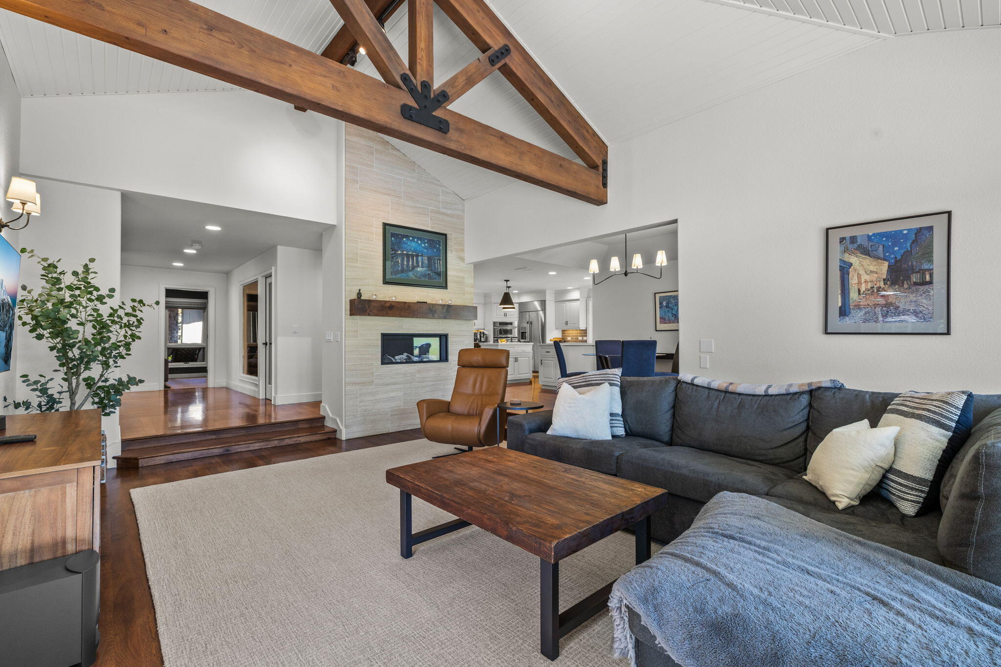 Broken Top - Residential