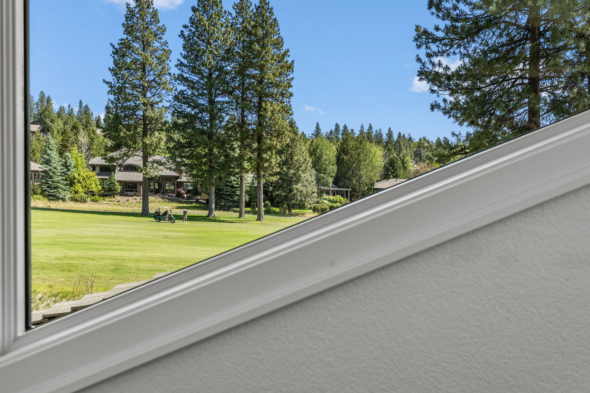 Broken Top - Residential