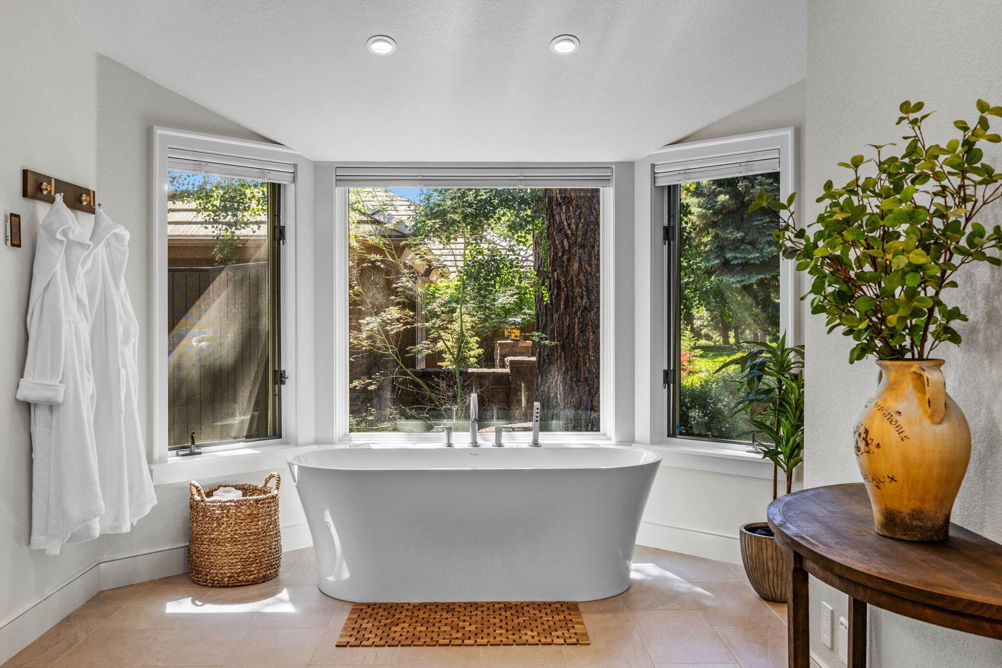 Broken Top - Residential