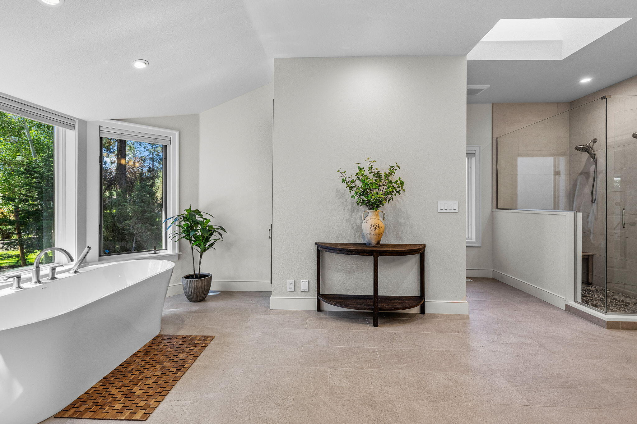 Broken Top - Residential