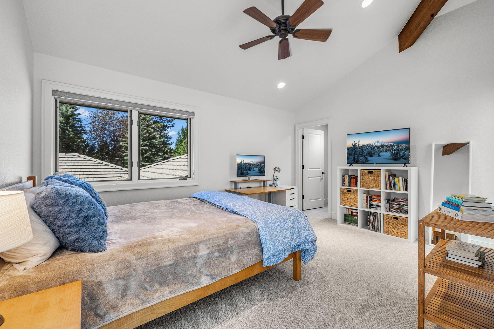 Broken Top - Residential