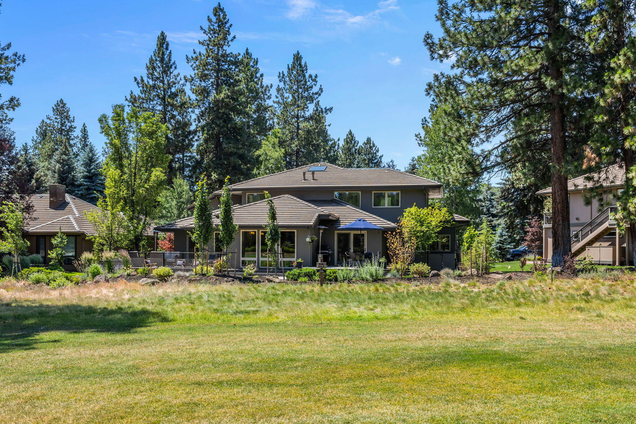 Broken Top - Residential