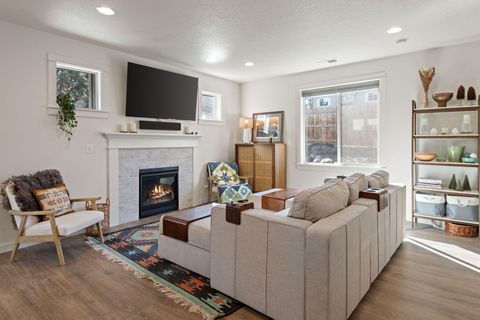 Tiny photo for 2042 SW 39th Street, Redmond, OR 97756 (MLS # 220217637)