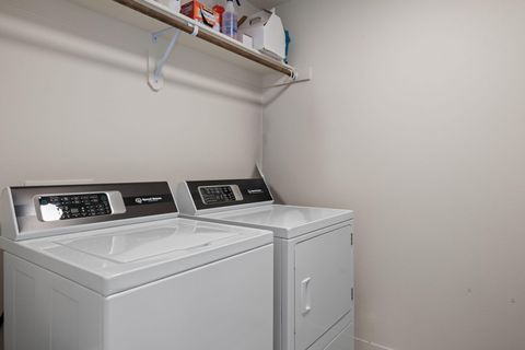 Tiny photo for 2042 SW 39th Street, Redmond, OR 97756 (MLS # 220217637)