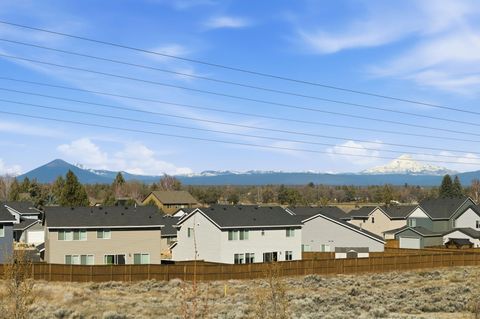 Tiny photo for 2042 SW 39th Street, Redmond, OR 97756 (MLS # 220217637)
