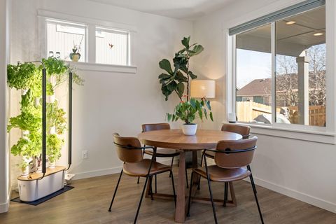 Tiny photo for 2042 SW 39th Street, Redmond, OR 97756 (MLS # 220217637)