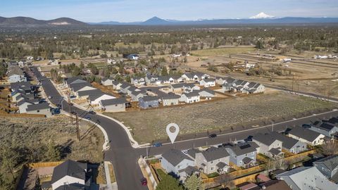 Tiny photo for 2042 SW 39th Street, Redmond, OR 97756 (MLS # 220217637)