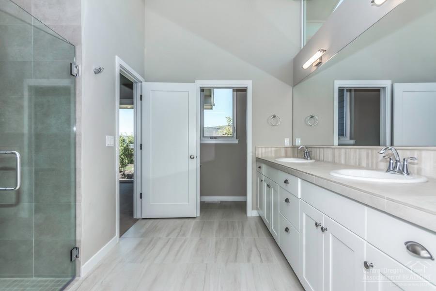 Forked Horn Butte - Residential