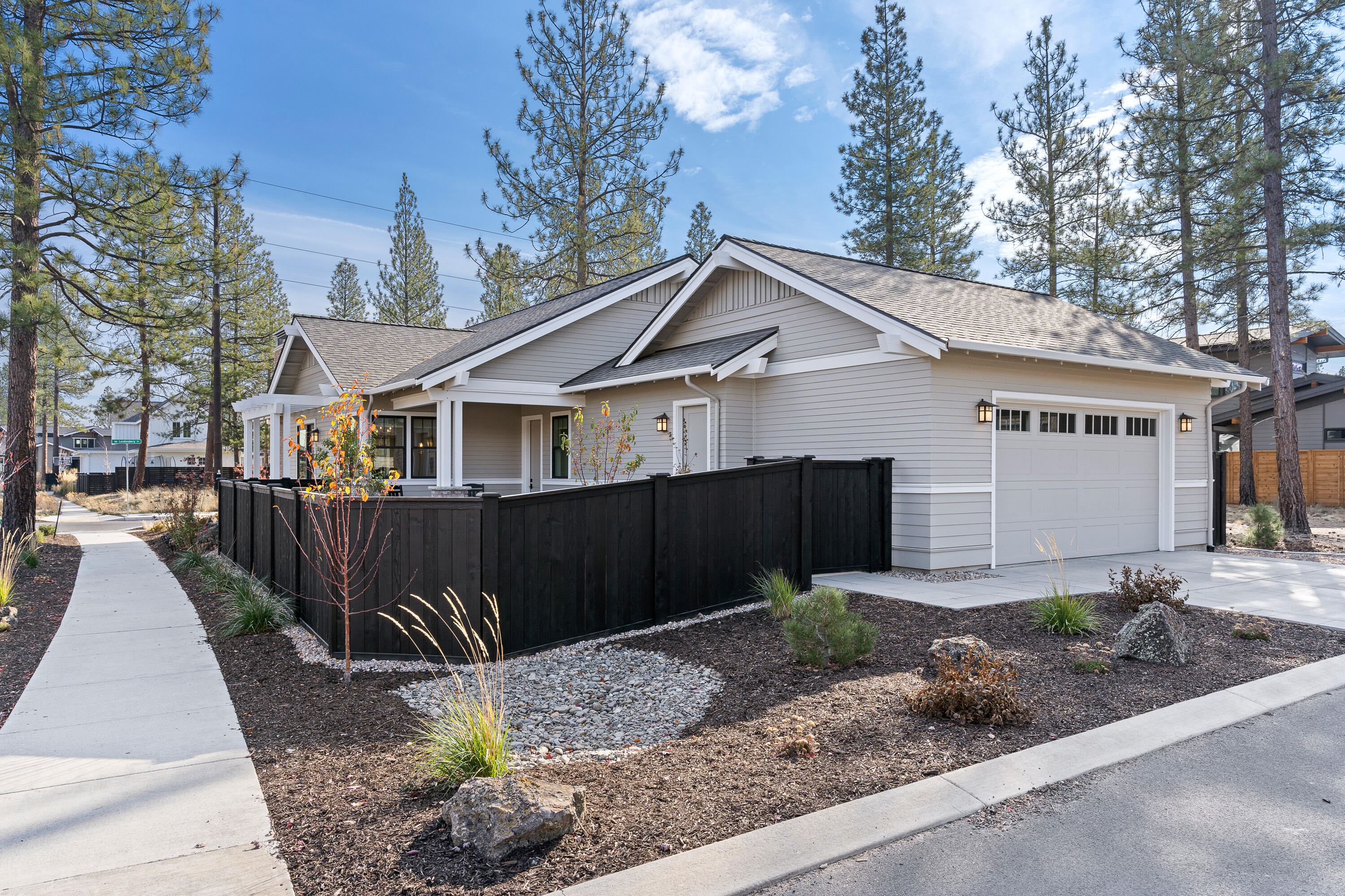 Discovery West Phase 3 - Residential