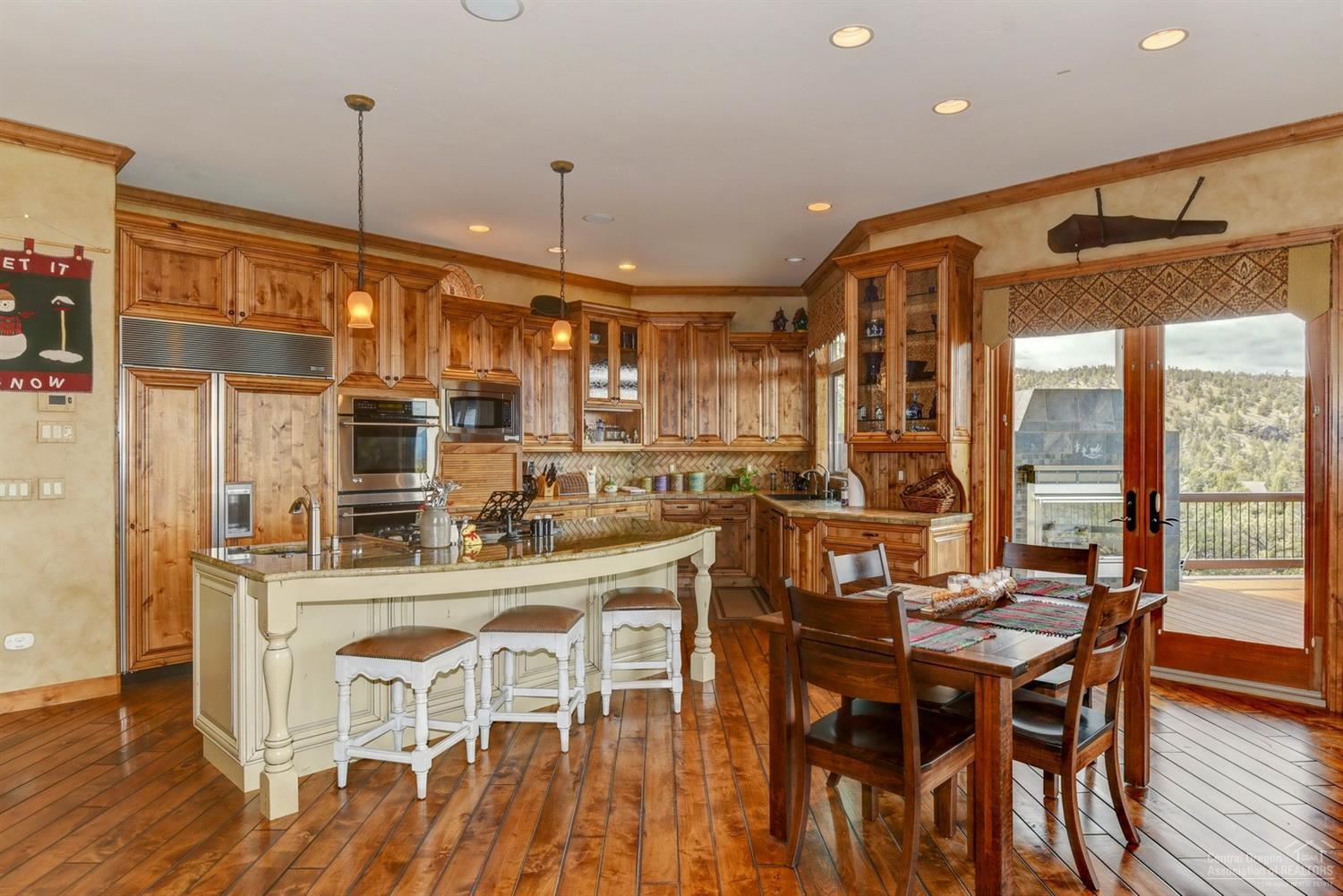 Eagle Crest - Residential