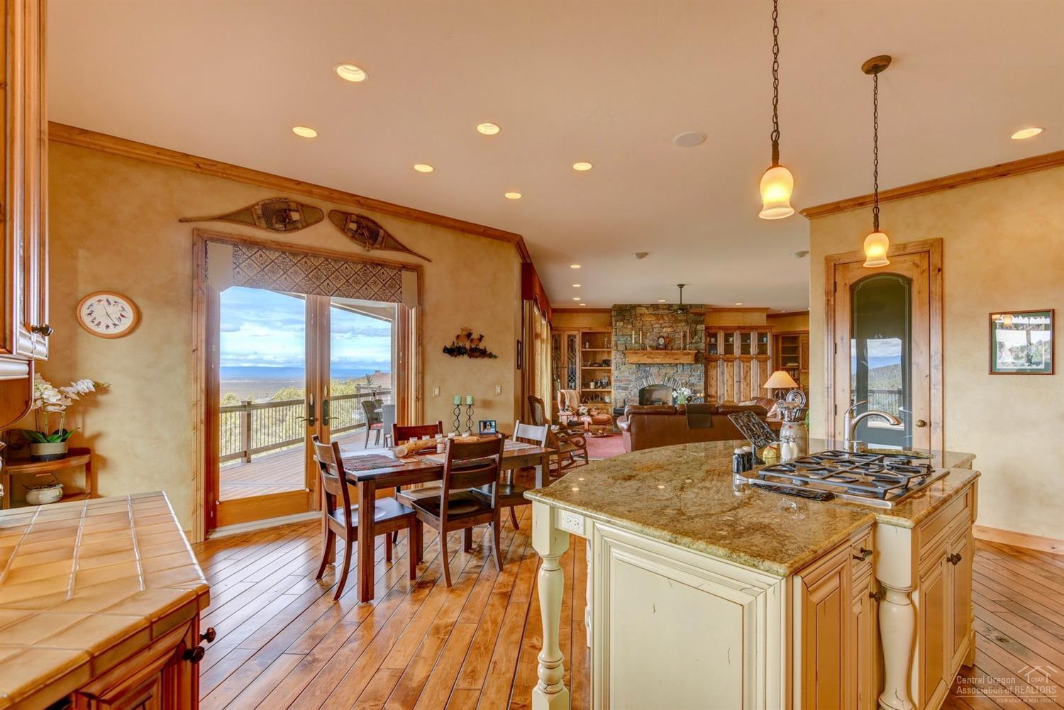 Eagle Crest - Residential