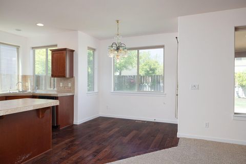 Tiny photo for 2934 NE Dogwood Drive, Bend, OR 97701 (MLS # 220213929)