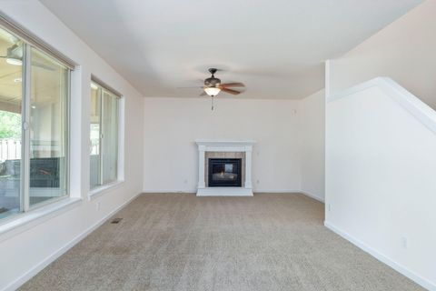 Tiny photo for 2934 NE Dogwood Drive, Bend, OR 97701 (MLS # 220213929)