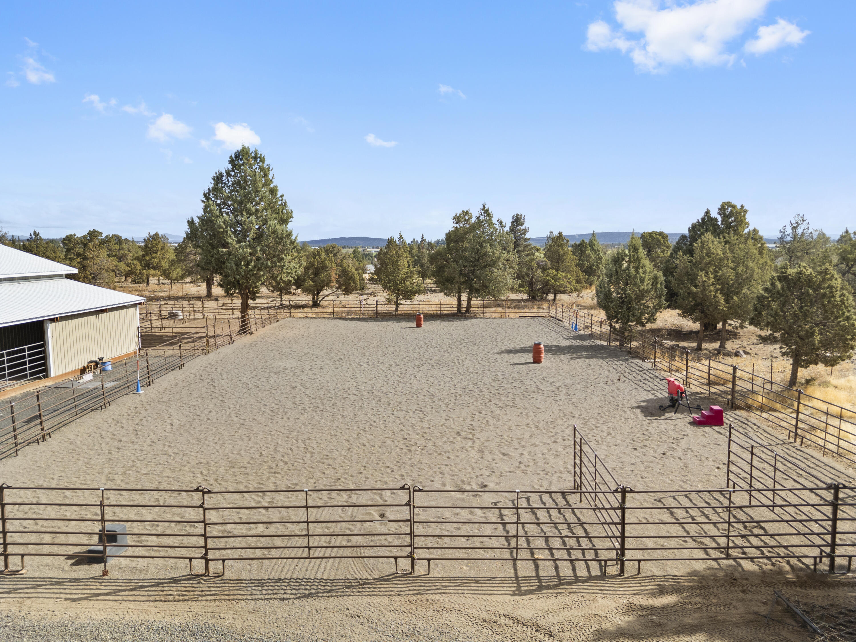 Twin Lakes Ranch - Residential