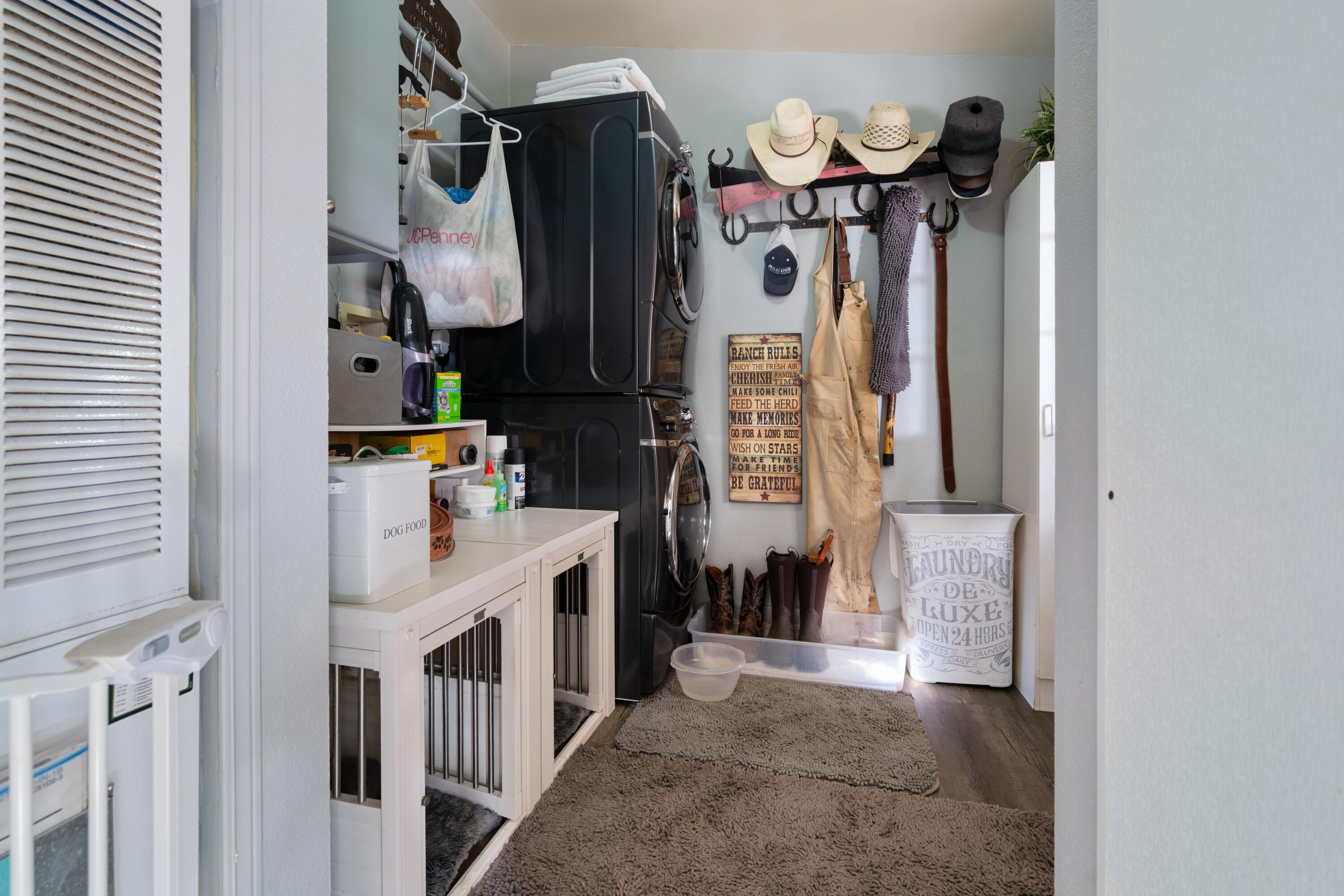 Twin Lakes Ranch - Residential