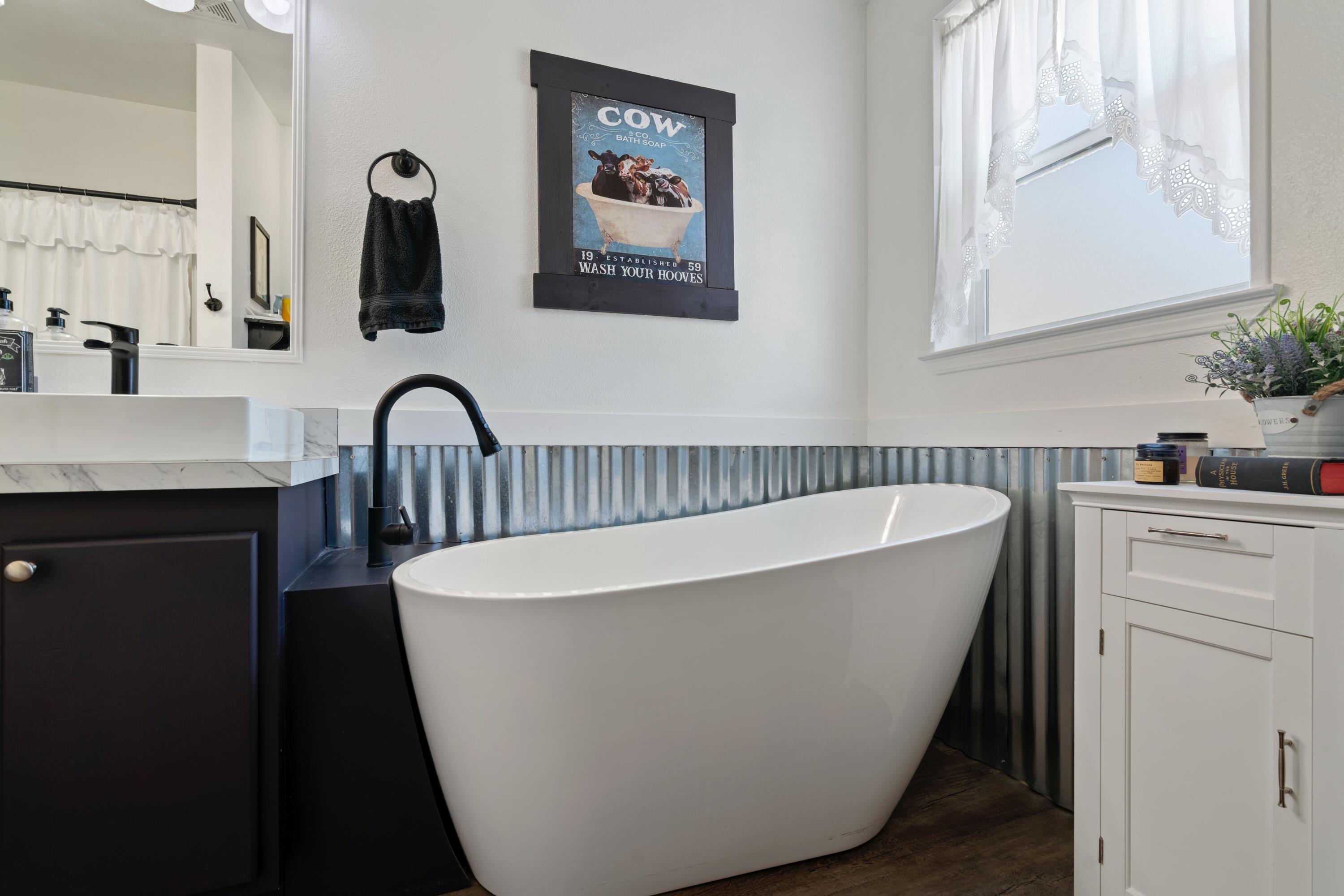 Twin Lakes Ranch - Residential