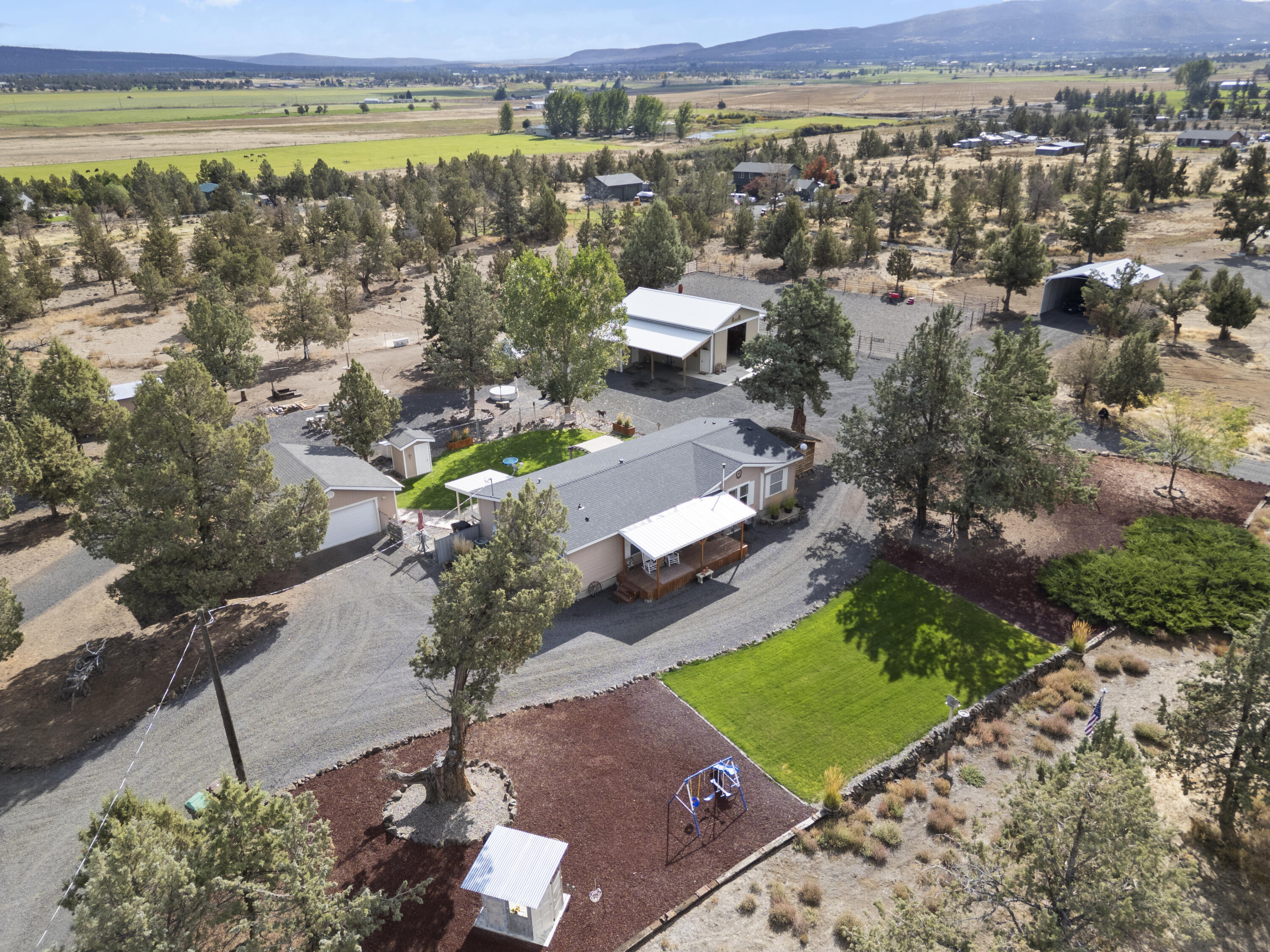 Twin Lakes Ranch - Residential