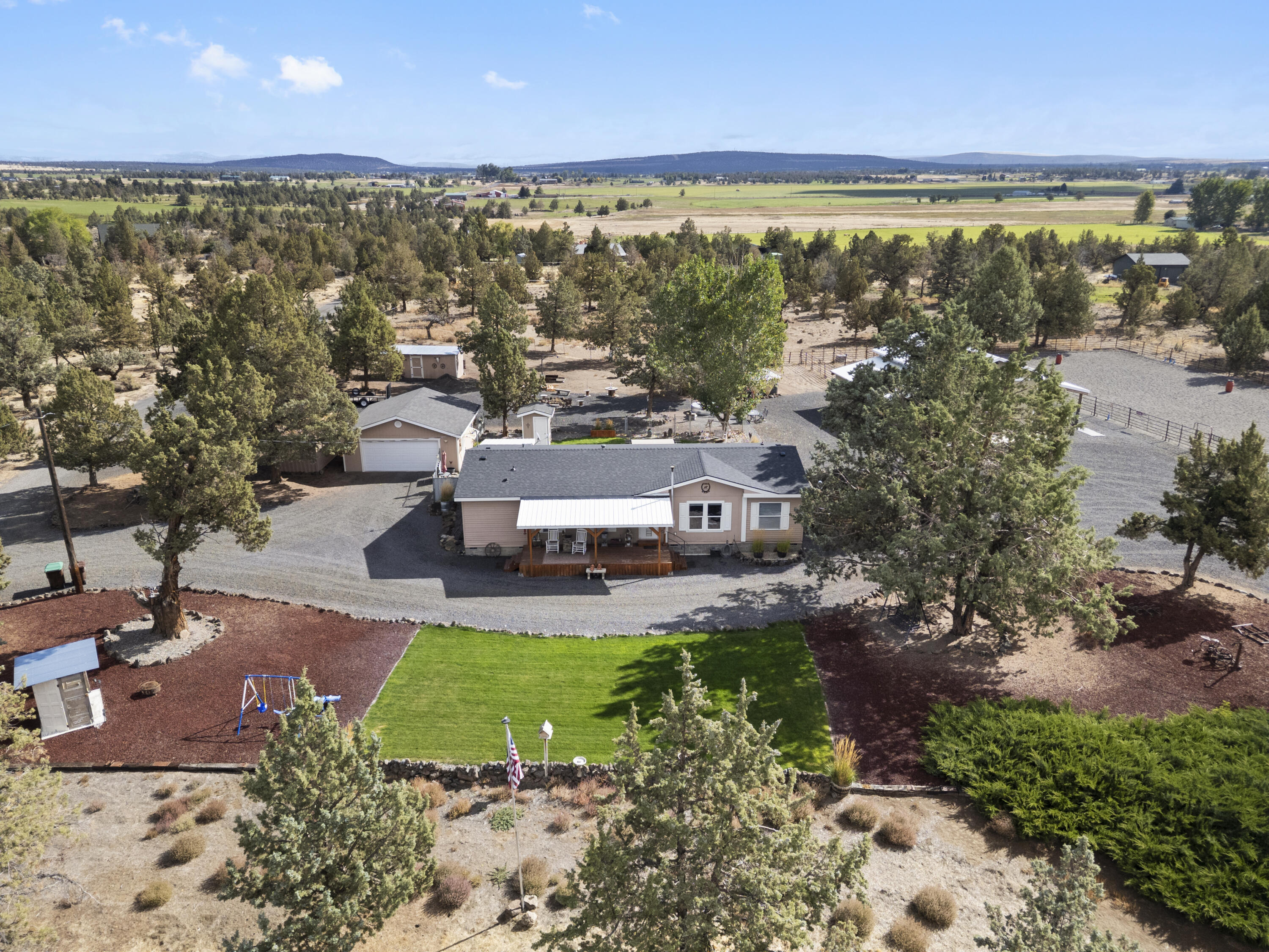 Twin Lakes Ranch - Residential