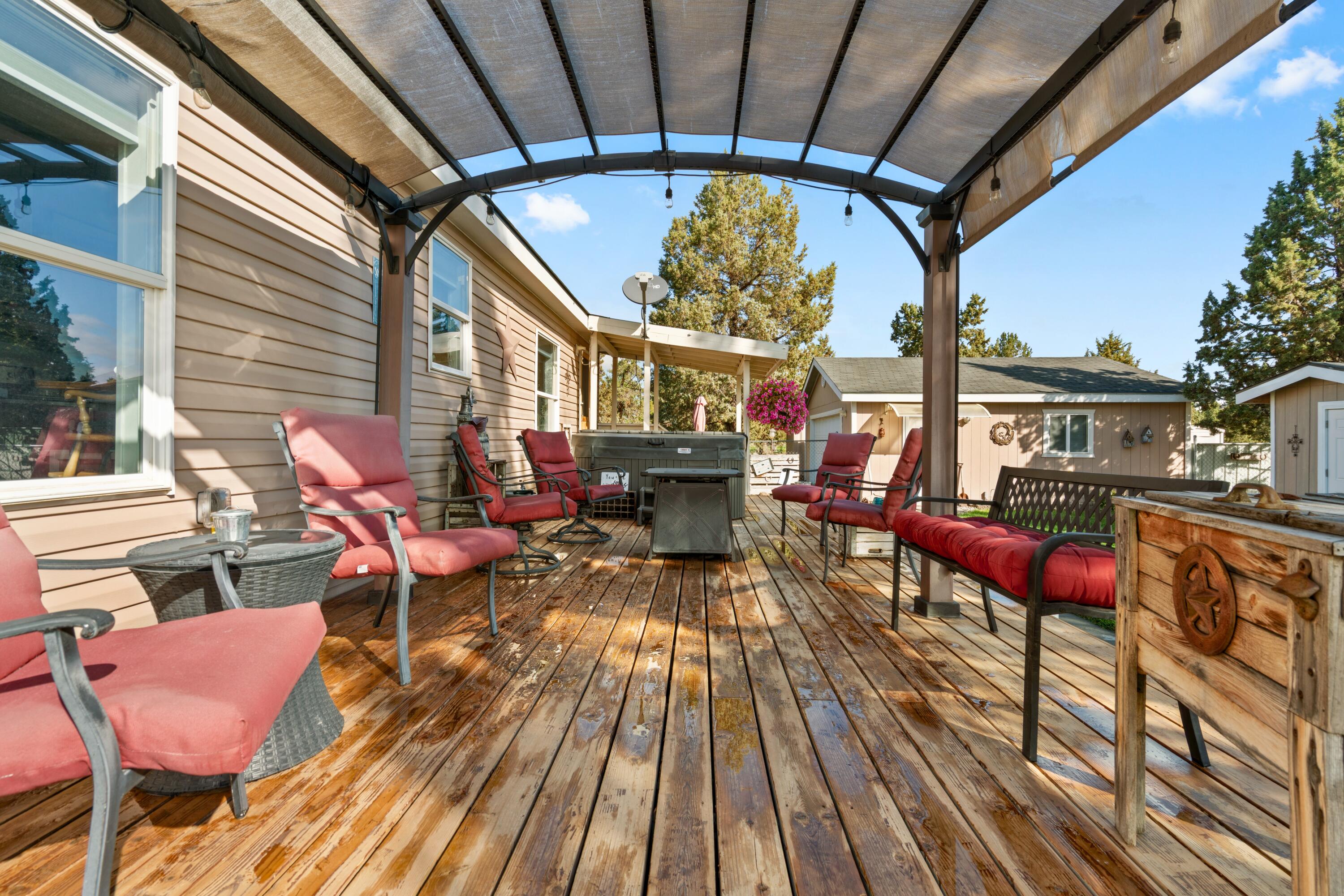 Twin Lakes Ranch - Residential