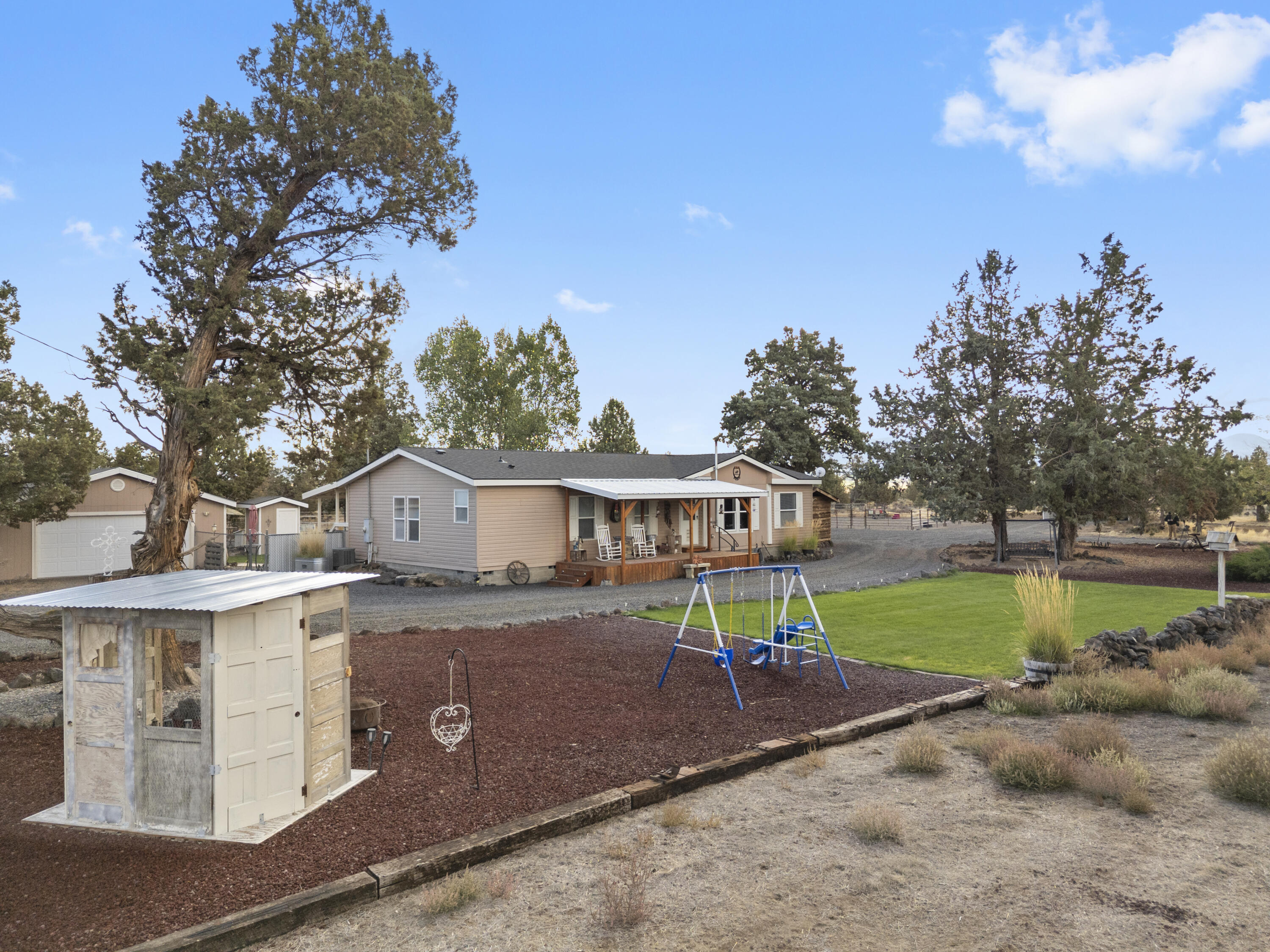 Twin Lakes Ranch - Residential