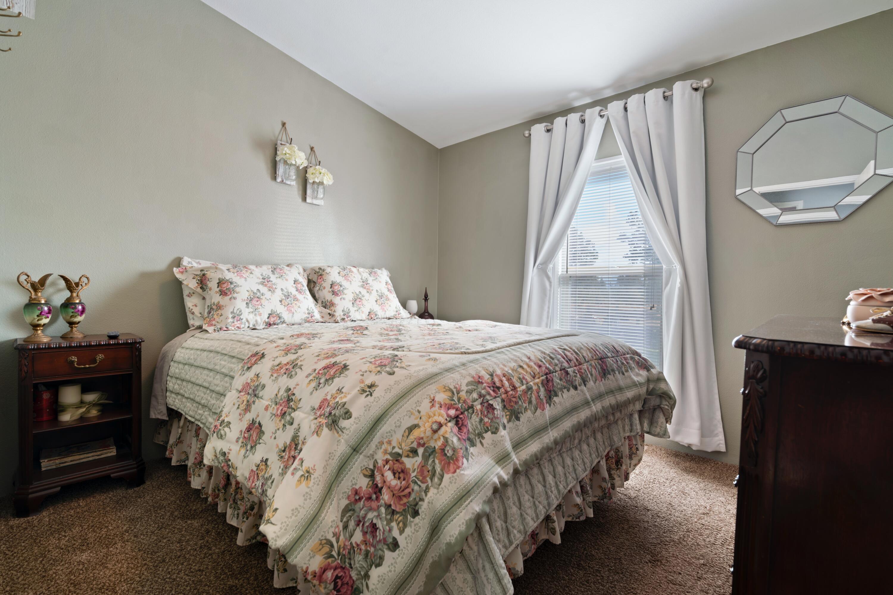 Twin Lakes Ranch - Residential