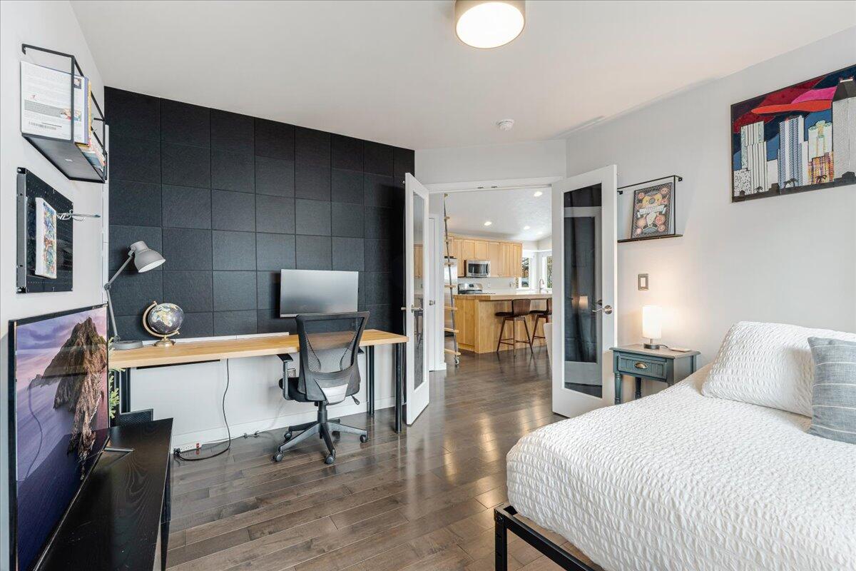 Bonne Home - Residential