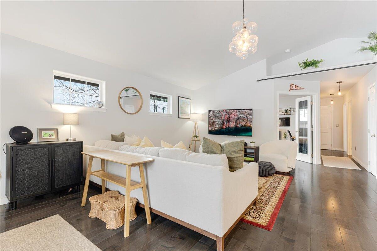 Bonne Home - Residential