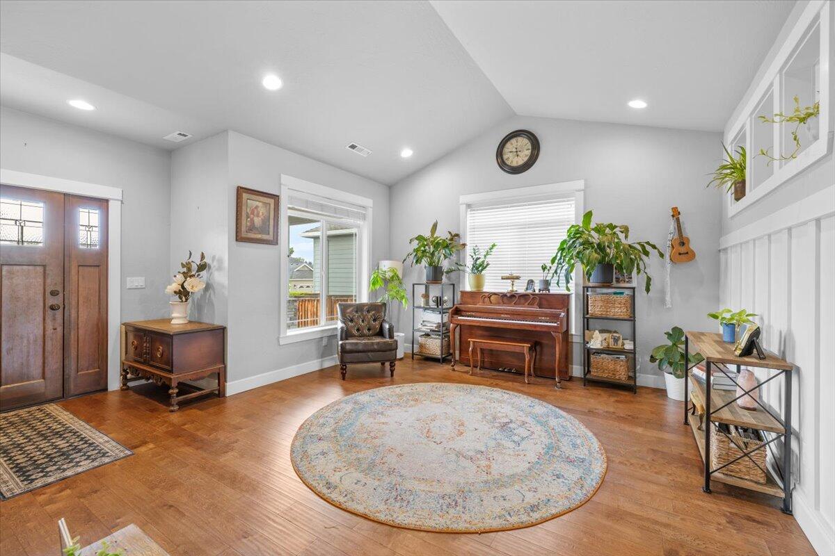 2023 Jeremy Street