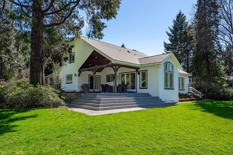 Tiny photo for 8550 Rogue River Highway, Grants Pass, OR 97527 (MLS # 220219578)