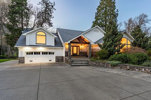 Tiny photo for 8550 Rogue River Highway, Grants Pass, OR 97527 (MLS # 220219578)