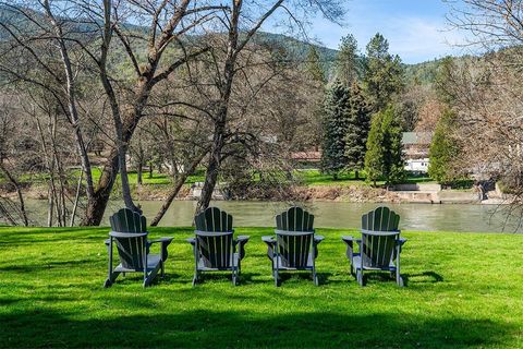Tiny photo for 8550 Rogue River Highway, Grants Pass, OR 97527 (MLS # 220219578)
