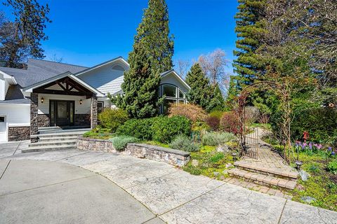 Tiny photo for 8550 Rogue River Highway, Grants Pass, OR 97527 (MLS # 220219578)