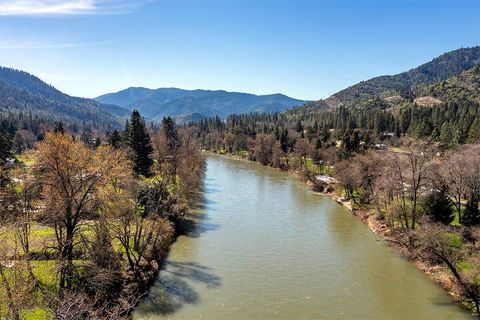 Tiny photo for 8550 Rogue River Highway, Grants Pass, OR 97527 (MLS # 220219578)