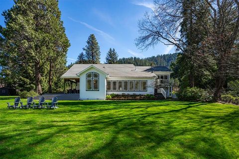 Tiny photo for 8550 Rogue River Highway, Grants Pass, OR 97527 (MLS # 220219578)