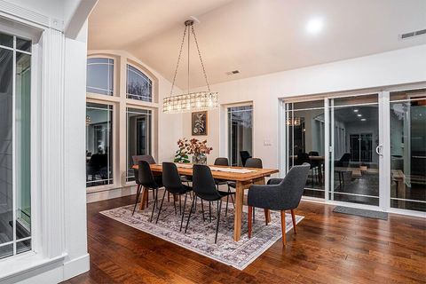 Tiny photo for 8550 Rogue River Highway, Grants Pass, OR 97527 (MLS # 220219578)