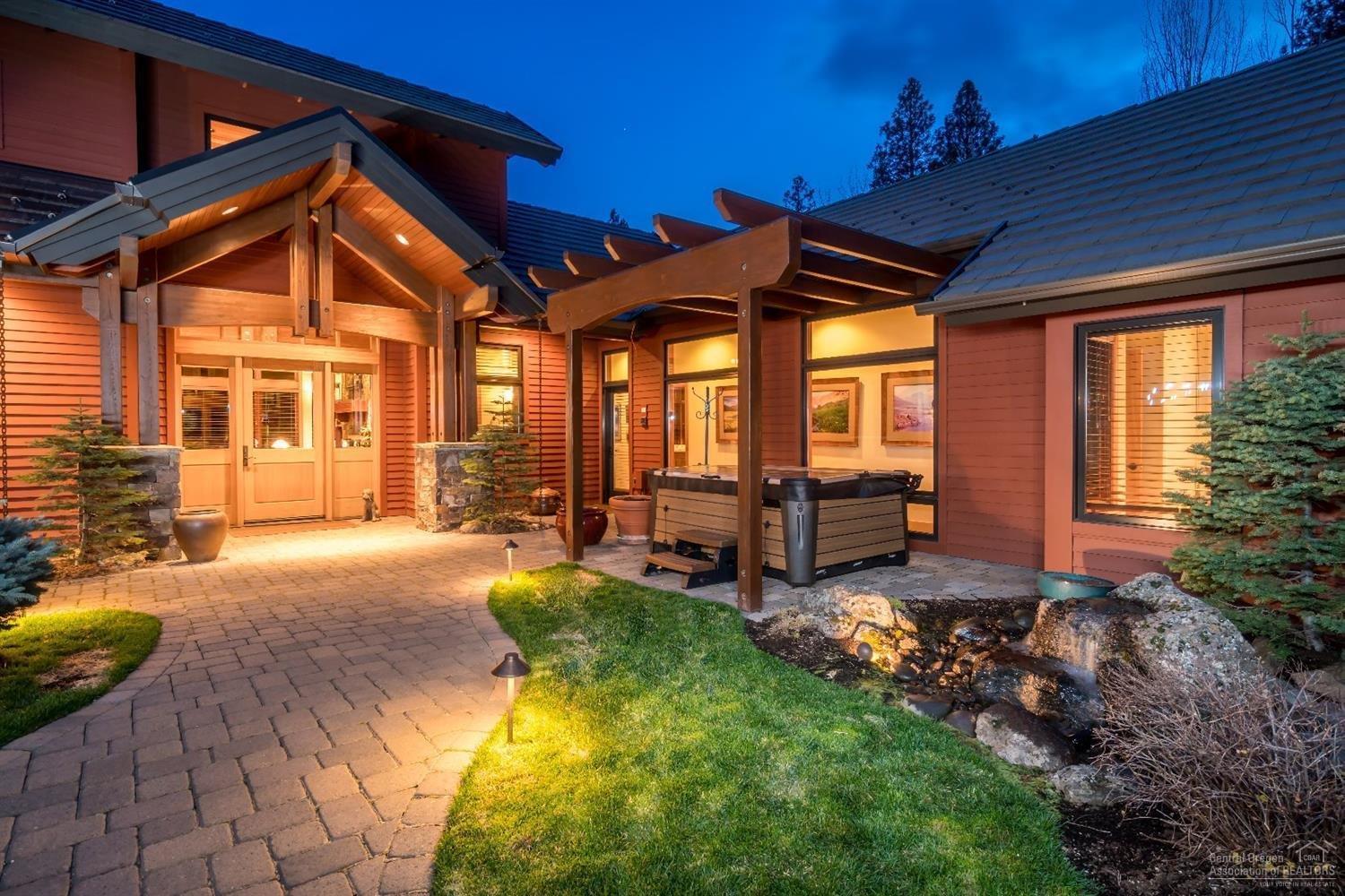 Broken Top - Residential