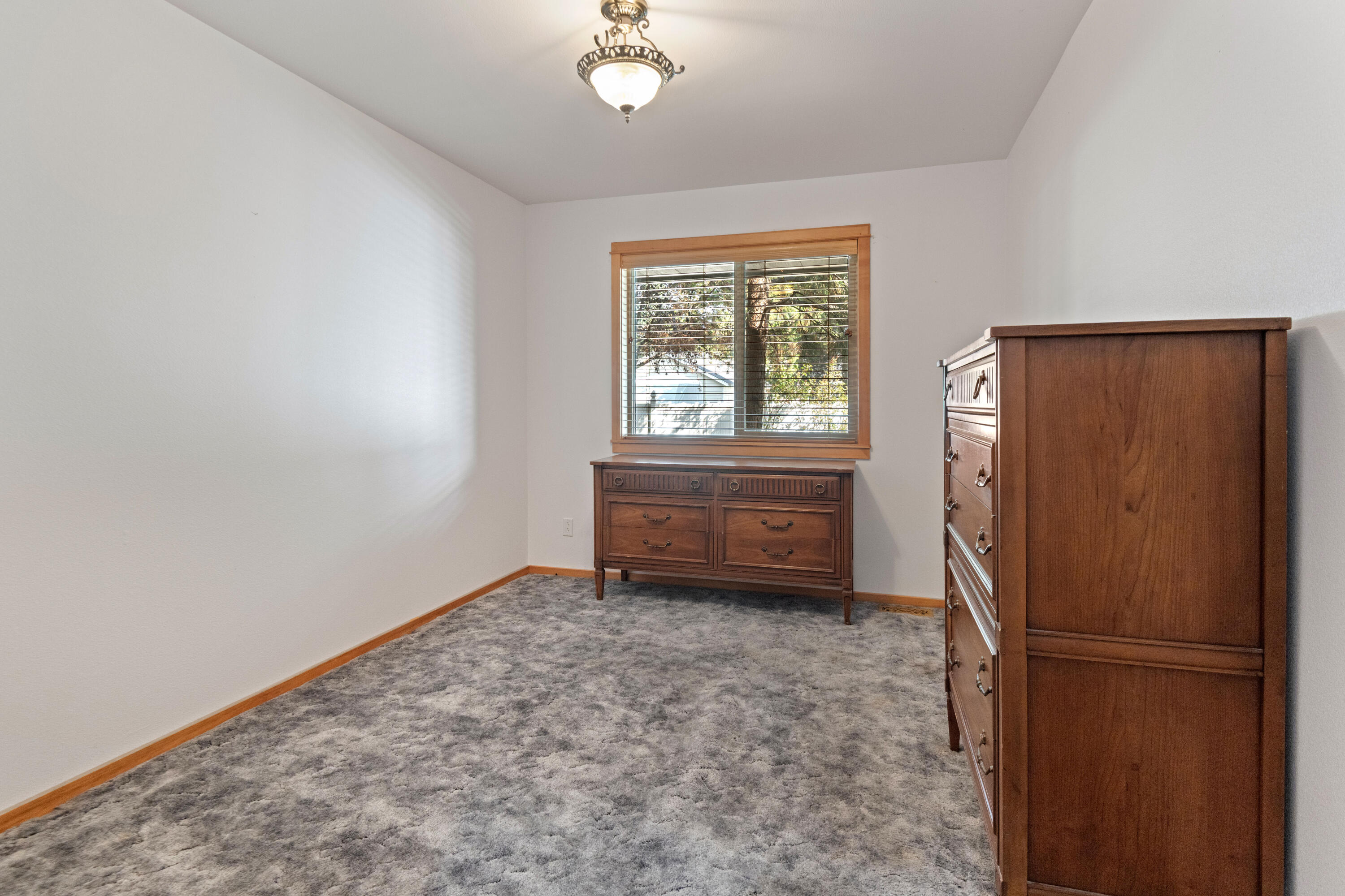 R&W Estates - Residential