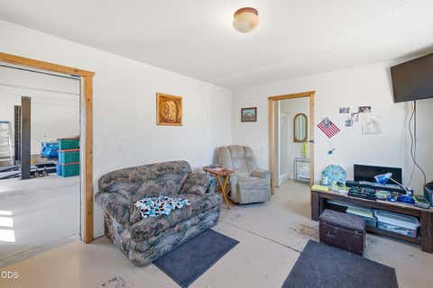 Tiny photo for 15565 SW Chinook Drive, Terrebonne, OR 97760 (MLS # 220225764)