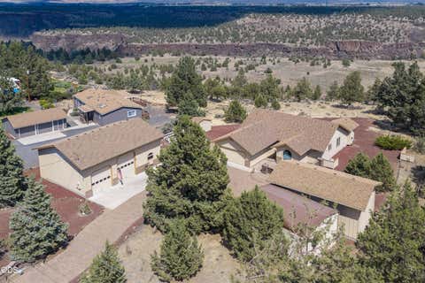 Tiny photo for 15565 SW Chinook Drive, Terrebonne, OR 97760 (MLS # 220225764)