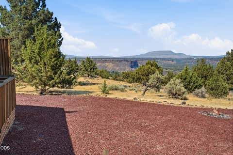 Tiny photo for 15565 SW Chinook Drive, Terrebonne, OR 97760 (MLS # 220225764)
