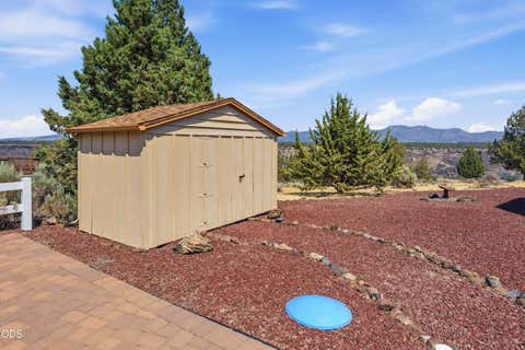 Tiny photo for 15565 SW Chinook Drive, Terrebonne, OR 97760 (MLS # 220225764)
