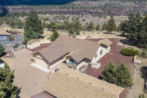 Tiny photo for 15565 SW Chinook Drive, Terrebonne, OR 97760 (MLS # 220225764)