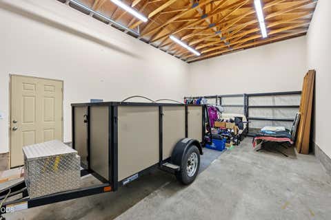 Tiny photo for 15565 SW Chinook Drive, Terrebonne, OR 97760 (MLS # 220225764)