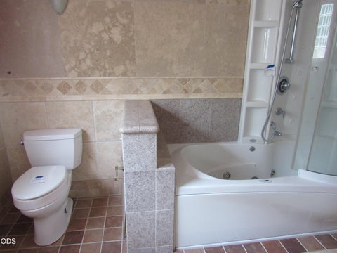 Tiny photo for 642 Front Street, Klamath Falls, OR 97601 (MLS # 220227080)