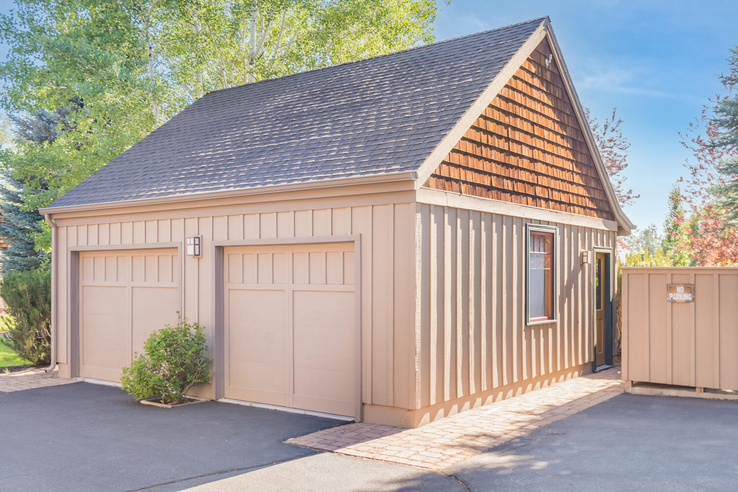 Pine Meadow Vill - Residential