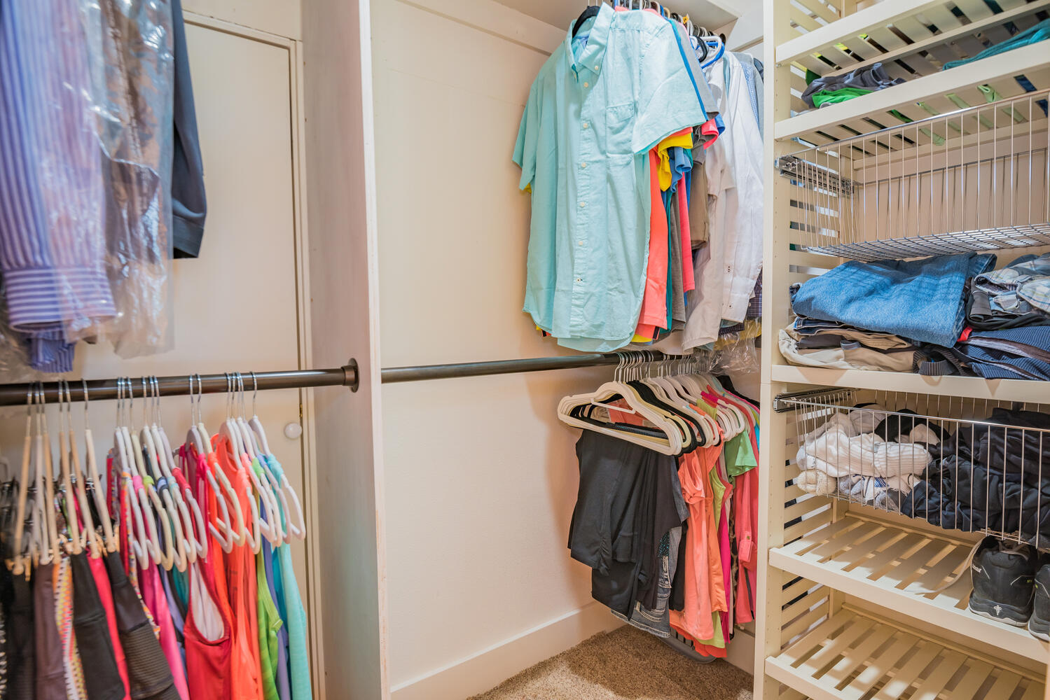 Pine Meadow Vill - Residential