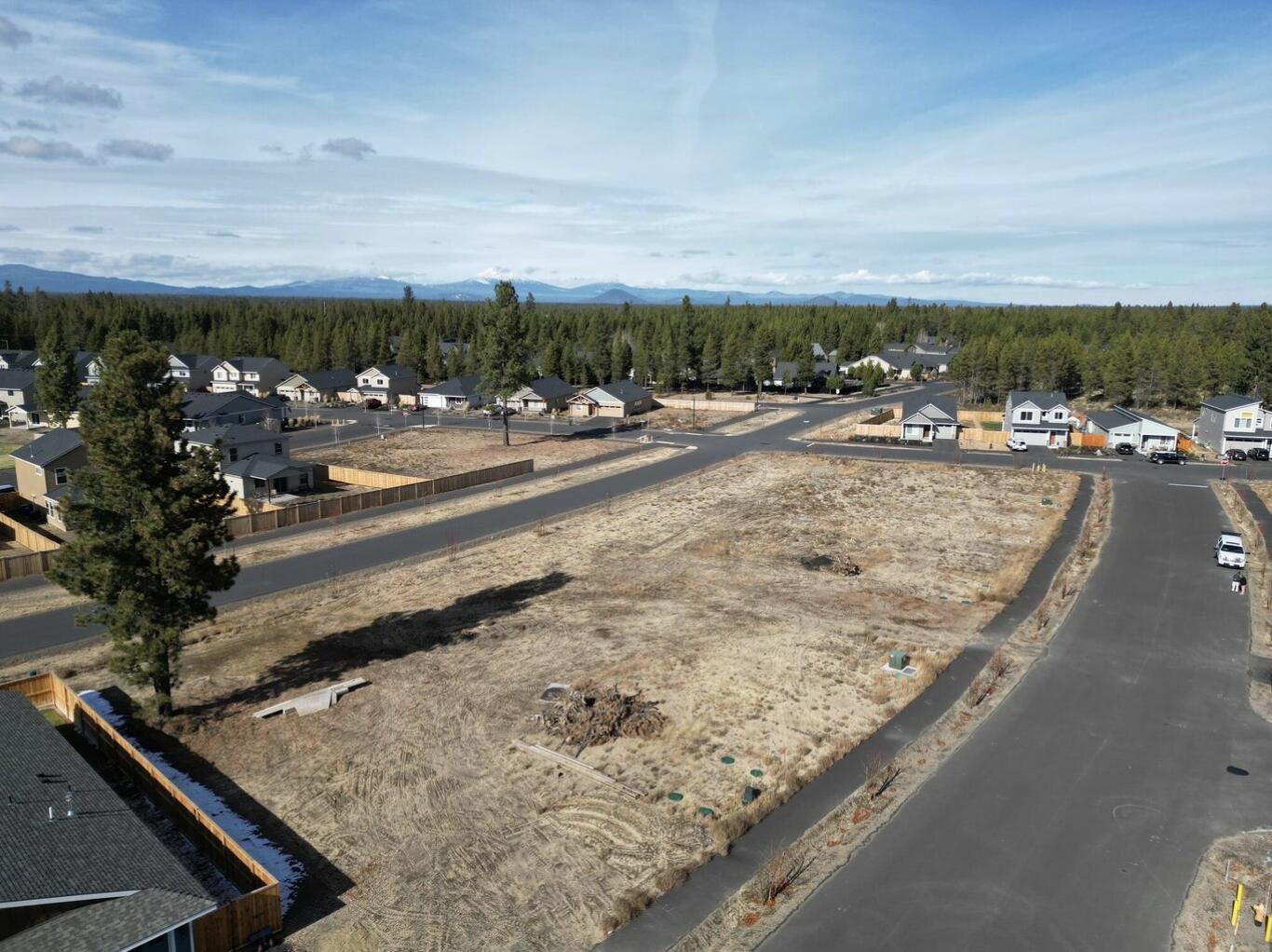 The Reserve In The PInes Phase 2 - Land